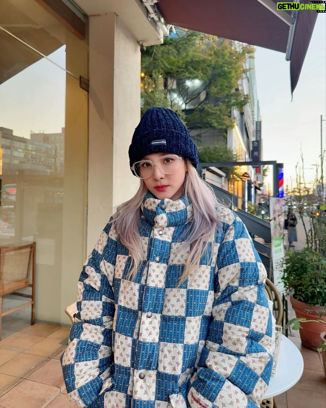 Sandara Park Instagram - 올해 첫 패딩 개시~!!! 🥶