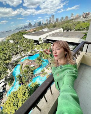 Sandara Park Instagram - Manila! I’m home~!!! ✈️🇵🇭