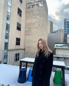 Sandara Park Instagram - 올겨울 제대로된 첫눈 ❄️☃️ 펑펑 내리는 눈이 아름답기도, 쓸쓸하기도