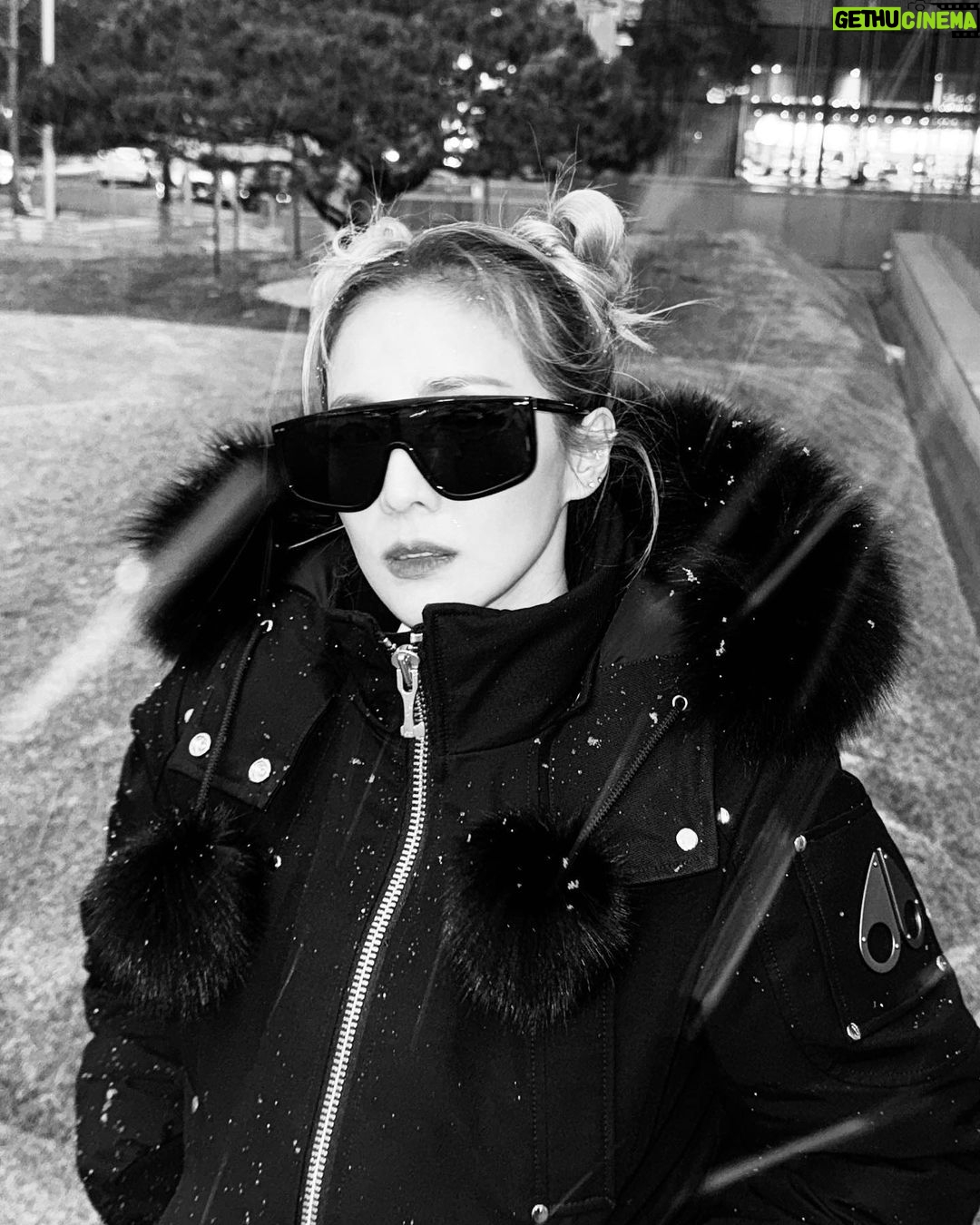 Sandara Park Instagram - 난 추위를 못느껴 😎❄️☃️🌪️ #theylovemecuzimcold