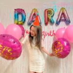 Sandara Park Instagram - 사랑하는 사람들과 함께한 생일 🥳🎂🎊🎉🎈🎁💘🥹 #SweetDARADARAday