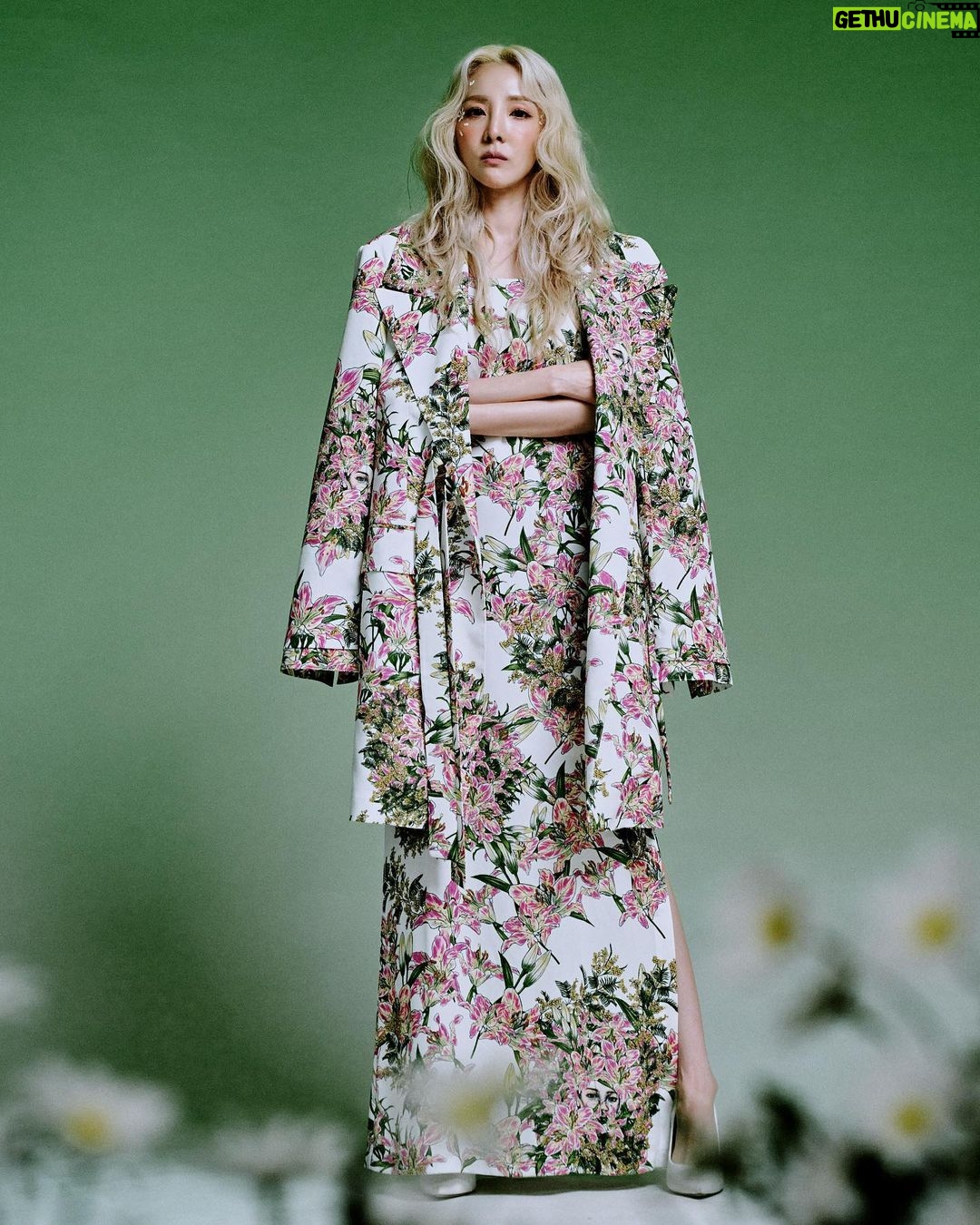 Sandara Park Instagram - Glamour South Africa 🌱🌿☘️