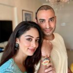 Sandeepa Dhar Instagram - To the outside world, we all grow old. But not to brothers and sisters. We know each other as we always were. We know each other's hearts. We share private family jokes. We remember family feuds and secrets, family griefs and joys. We live outside the touch of time. ❤️👫 #rakshabandhan