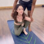 Sandeepa Dhar Instagram - Sometimes in yoga I feel like a graceful swan. Other times I feel like a baby giraffe learning to use its legs. Today I am the baby giraffe 😑😑 . #yoga #yogalove #stretch #itsastruggle