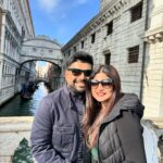 Sandipta Sen Instagram - Precious❤️ #chamonixmontblanc #pisatower #cinqueterre #venice #vald’Orcia #pienza #montepulciano