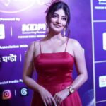 Sandipta Sen Instagram - Thank you so much @iwmbuzz for the lovely evening and thanks for the award ❤️ . . 👗@neelsaha_styled_by_blue Makeup: @pritha_dutta_official Hair: @jhalsadey201 ,📸@priyatoshsinharoy9 Managed by : @decalogue_mgmt #awardnight #iwmbuzz #kolkata