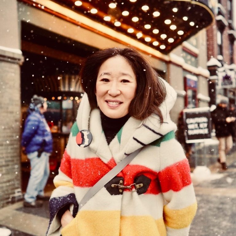 Sandra Oh Instagram - 💚 #sundance w/ @killingeve (coming April 8! on @bbcamerica) so good to be in the ❄️ ⛄️ again Sundance Film Festival