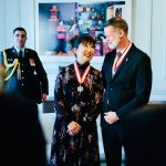 Sandra Oh Instagram – Hey All, proudly representing 🇨🇦 Artists, Women, children of Immigrants and POCs as a new Officer of the Order of Canada (this happened a few days ago) 
Honour to meet her Excellency GG Mary Simon. 

Thank you 
@msjordanjohnson 
@jennycoombsmakeup 
@stefanbertin 
👗 @erdem 🇨🇦🇬🇧