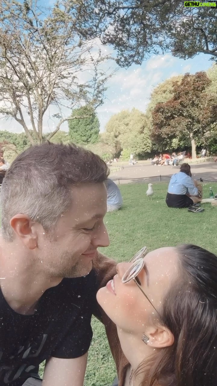 Sandy - 329K Likes - Colidindo em Dublin… ♥️