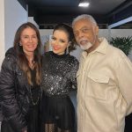 Sandy Instagram - O #tbt de hoje é sobre este encontro lindo no show de Curitiba… Que honra e que alegria! 💜✨