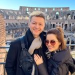 Sandy Instagram - Meu Deus, que viagem!! Que sorte a minha ter a oportunidade de ver tanta coisa linda, ter tantas experiências marcantes, interessantes, significativas e cheias de alegria ao lado desses meus quatro amores. *Gratidão* é a palavra. Obrigada, vida linda. Obrigada, família. Amo muito vocês! 2023, tô pronta! 🙏🏻♥️