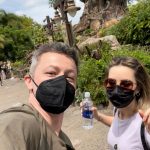 Sandy Instagram - Valdisney tava inspirado nesse dia. O rolê dos campeões veio. Animal Kingdom entregando tudo com a atração do Avatar! E uma passada turbo no Epcot pra conhecer o brinquedo do Ratatouille, que é uma coisinha mais linda do coraçãaaaaao!!! Que dia! ❤️❤️❤️ Valeu, @disneyworld.brasil