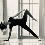 Sandy Instagram - Equilíbrio, força, flexibilidade… Princípios básicos. 🍃🧘🏻‍♀️🙏🏻 #namaste #namastego 😜 #namastemostodos