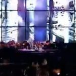 Sandy Instagram - Tava com saudade de fazer um #tbt com releituras e projetos de que amei participar. Que privilégio cantar com ídolos que tanto admiro! 💜 São muitas memórias maravilhosas e muito vivas no meu coração. Você se lembra de alguma destas? - “Corcovado”, Ao Vivo em Porto Fino (2012) @andreabocelliofficial - “Se Eu Não Te Amasse Tanto Assim”, Arena Fonte Nova (2003) @ivetesangalo - “Sampa”, Senna in Concert (2004) @caetanoveloso - “Fotografia”, Auditório Ibirapuera (2006) @marcelo_bratke - “As Canções Que Você Fez Pra Mim”, especial Roberto Carlos (2021) @robertocarlosoficial