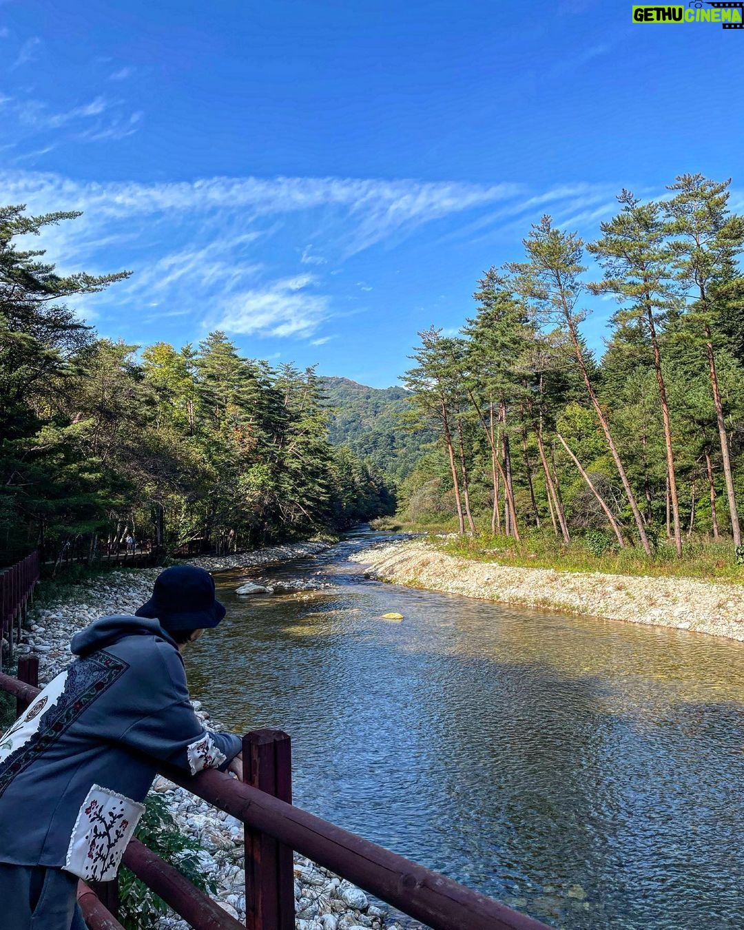 Sang Heon Lee Instagram - Happy Chuseok everyone βΊοΈβ€οΈπππ μ¦κ±°μ΄ νκ°μ 보λ΄μμΌγ
μ€λμ° μμ μ¬ μ λ무μ²κΈΈ