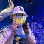 Sang Heon Lee Instagram - Who lives in a pineapple under the sea? 네모 네모 스폰지밥🧽👀👔🐠🐙 용산 아이파크몰