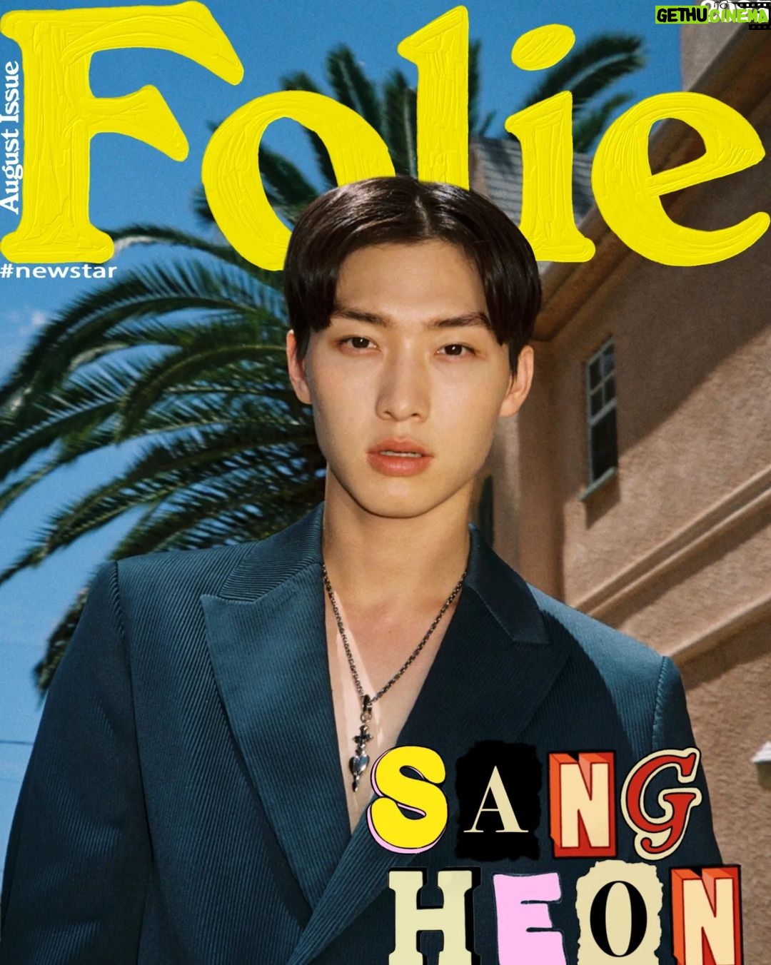 Sang Heon Lee Instagram - COVER STORY w/ SANG HEON LEE: “La adrenalina me hace sentir vivo” “Mi objetivo era convertirme en actor antes de cumplir 30 años. Estoy tres años por delante de mi meta” Sang Heon Lee (21 de mayo de 1996, Seoul, Corea del Sur) nos ha robado el corazón. Así sin paliativos y sin avisar. El actor coreano ha conseguido en muy poco tiempo que el mundo se vuelva loco con Min-Ho, el papel que interpreta en “XO Kitty”, uno de los últimos hitazos de Netflix. Pero su estela dorada quiere ir más allá con su nuevo papel en “Gran Turismo” junto a Orlando Bloom, Darren Barnett o una de nuestras cover story más recientes, Pepe Barroso. Con un futuro más que prometedor hemos querido hablar con la nueva estrella incipiente de Hollywood que nos ha hablado de sus metas y aspiraciones, de sus grandes miedos entre los que se encuentran la altura y la velocidad y sobre su visión perfecta del amor. Conversar con Sang Heon Lee es un aprendizaje asegurado. . LINK IN BIO . TEAM Talent: Sang Heon Lee @sangheonleesh Photographer: Corey Myers @cmyers1105 Stylist: Chance Davis @godschance Makeup and hair: Rachael Angell @angellhair Photo assistant: Scot Cain @scotwadecain Stylist assistant: Renee Old @renee.old Lettering: Andrea Bonmati @abon_martinez Editor in Chief: Pablo Aragón @pabloaragon . . #coverstory #cover #folie #art #arte #heart #sangheonlee #granturismo #xokitty #graphicdesign #illustration #illustrator #love #maleempowerment #shooting #activist #activism #photoshoot #editorial #fashion #photography #pic #photo #pics Los Angeles, California.