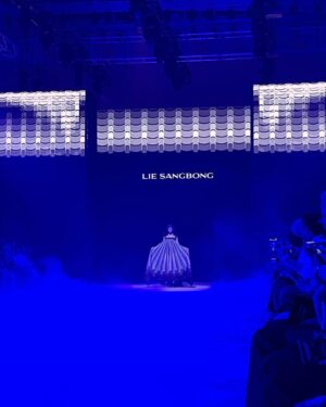 Sang Heon Lee Instagram - Final day for Seoul fashion week with @liesangbong @liecollection_ @chungchunglie @seoulfashionweek_official @monami_official 

#seoulfashionweek #liecollection #liesangbong #lie #서울패션위크 #이상봉 #이청청 #라이컬렉션
