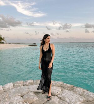 Saniya Iyappan Instagram - Say yes to heavennn🎶

@pickyourtrail @novamaldives

#Pickyourtrail #HasslefreeHolidays #UnwrapTheWorld #NovaMaldives #goodsouldays #novagoodsouldays