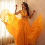 Saniya Iyappan Instagram – ✨🌝

Photography : @yaami____ 
Mua : @sajithandsujith 
Styling : @shantikrishna 
Outfit : @revathyjayanbabu