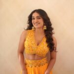 Saniya Iyappan Instagram – ✨🌝

Photography : @yaami____ 
Mua : @sajithandsujith 
Styling : @shantikrishna 
Outfit : @revathyjayanbabu