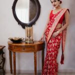 Saniya Iyappan Instagram - 🌹 Mua : @sajithandsujith Styling : @shantikrishna Saree : @milandesignkochi Draping : @drapist_daira 📷 : @a____p____t Assistant : @the._voyager_ Kochi, India