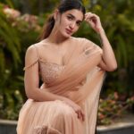 Saniya Iyappan Instagram – 🪷

Saree : @t.and.msignature 
Styling : @shantikrishna 
Hair : @zara___makeover 
📷 : @plan.b.actions @jibinartist Kochi, India