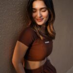 Saniya Iyappan Instagram - 🤎 Crowne Plaza Kochi