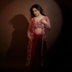 Saniya Iyappan Instagram - Merry Christmas 🤍 Outfit : @revathyjayanbabu Mua : @samsonlei_hair_and_makeup 📷 : @yaami____ @tinyturtle.media