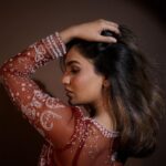 Saniya Iyappan Instagram - Merry Christmas 🤍 Outfit : @revathyjayanbabu Mua : @samsonlei_hair_and_makeup 📷 : @yaami____ @tinyturtle.media