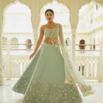 Saniya Iyappan Instagram – 🦢 

Outfit : @thunnal 
Jewellery : @pureallure.in 
📷 : @abhicolorsmanyu Jaipur, Rajasthan