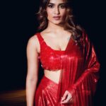 Saniya Iyappan Instagram - ❤️‍🔥 Mua : @samsonlei_hair_and_makeup Photographer: @shamim_zyed Styling : @styledbyammu @keepitsstylish_by_ammu Red Pre-draped saree and sequined blouse by @shopcultmodern x @431_88 exclusively at l Video & assist @ridhad__richu Dubai, United Arab Emirates