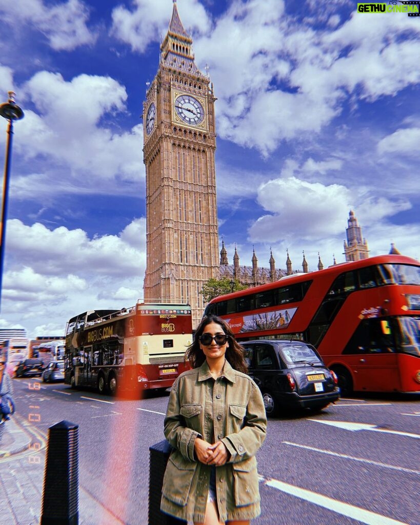 Saniya Iyappan Instagram - 🫶🏻 #lifelately London, United Kingdom