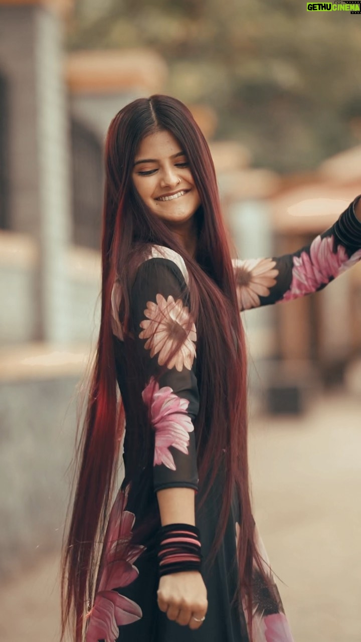 Saniya Shaikh Instagram - Wait For End β€οΈ . Outfit: @santhiyacollection ππππ, ππππππππ, πππππ #sanulove#sanufam#viralvideos #fyp #viralpost #beauty #kerala #picoftheday #dance #art #cute #mumbai #funny #onlineshopping #foryoupage #comment #fashionblogger #youtube #meme #trendy #nature #tamil #lifestyle #life #photoshoot #reelsinstagram #new #motivation #funnymemes #instafashion