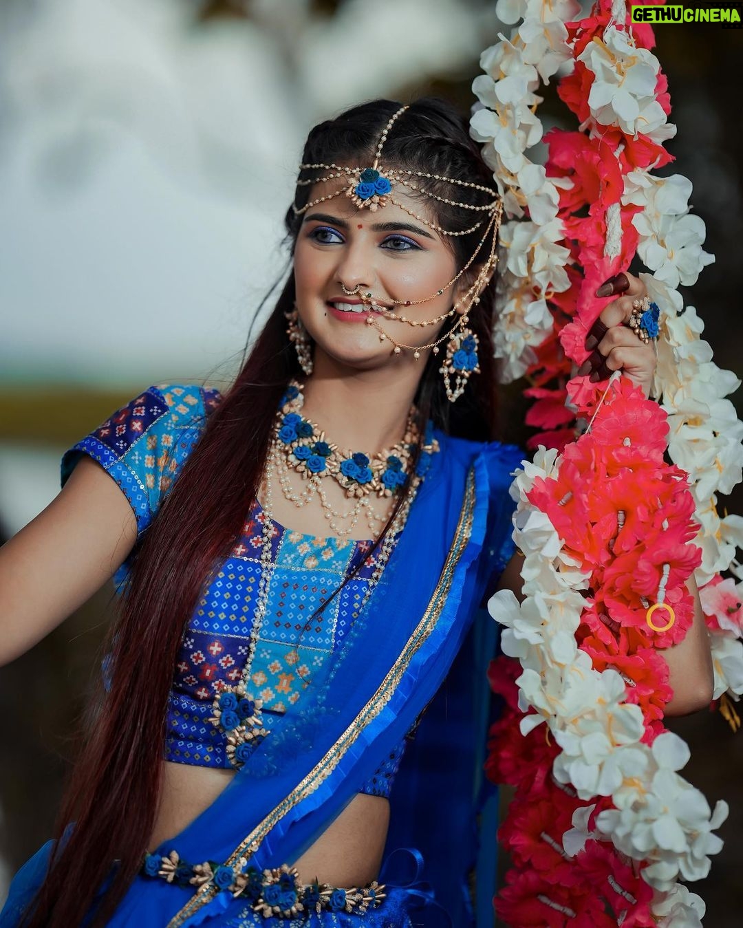 Saniya Shaikh Instagram - Radha Kaise Na Jale β€οΈ π¨ : @edittbyjai ππππ, ππππππππ, πππππ #sanulove#sanufam#viralvideos #fyp #viralpost #beauty #kerala #picoftheday #dance #art #cute #mumbai #funny #onlineshopping #foryoupage #comment #fashionblogger #youtube #meme #trendy #nature #tamil #krishna #radha #janmashtami #dahihandi #new #motivation #funnymemes #radhakrishna