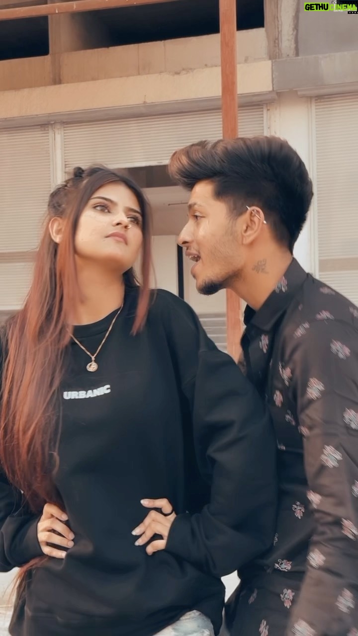 Saniya Shaikh Instagram - Ye Pagal Hai Ise Bachao π΄ @xx_mr_swag_xx ππππ, ππππππππ, πππππ #sanulove#sanufam#viralvideos #couple #viralpost #beauty #kerala #picoftheday #dance #art #bestfriends #mumbai #funny #onlineshopping #foryoupage #couplevideos #fashionblogger #youtube #meme #trendy #nature #tagil #lifestyle #life #photoshoot #reelsinstagram #new #couplegoals #funnymemes #instafashion