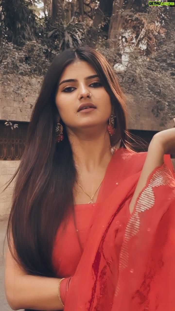 Saniya Shaikh Instagram - Wait For End β€οΈ ππππ, ππππππππ, πππππ #sanulove#sanufam#viralvideos #fyp #viralpost #beauty #kerala #picoftheday #dance #art #cute #mumbai #funny #onlineshopping #foryoupage #comment #fashionblogger #youtube #meme #trendy #nature #tamil #lifestyle #life #photoshoot #reelsinstagram #new #motivation #funnymemes #old
