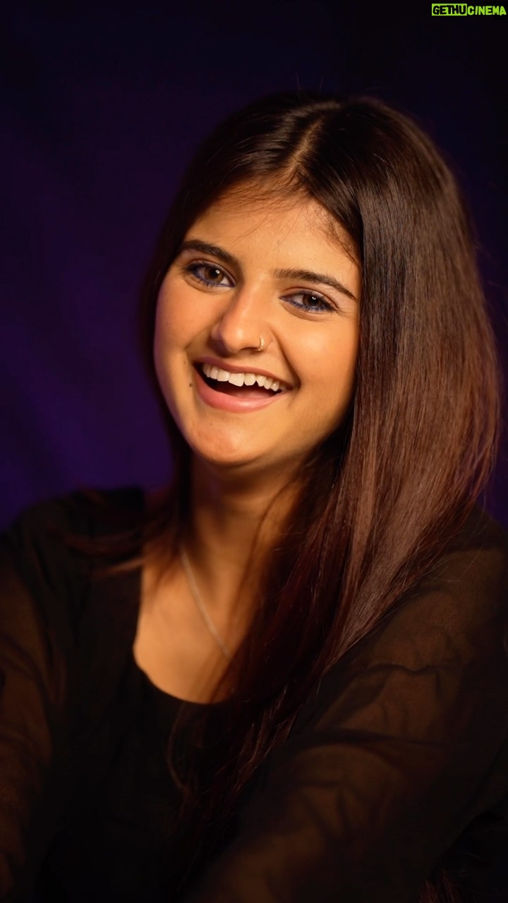 Saniya Shaikh Instagram - Humse Mila Kro β€οΈ ππππ, ππππππππ, πππππ #sanulove#sanufam#viralvideos #fyp #viralpost #beauty #kerala #picoftheday #dance #art #cute #mumbai #funny #onlineshopping #foryoupage #comment #fashionblogger #youtube #meme #trendy #nature #tamil #lifestyle #life #photoshoot #reelsinstagram #new #motivation #funnymemes #instafashion