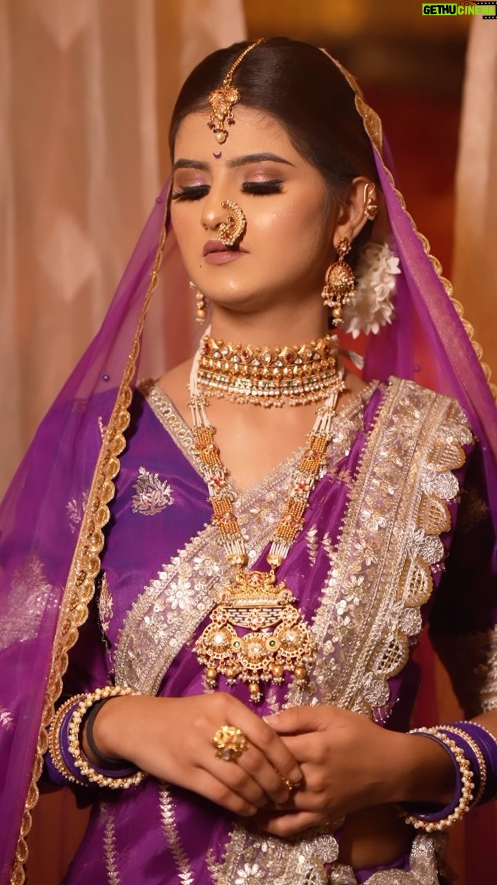 Saniya Shaikh Instagram - Ankho Se War Kar Dena π₯ MUA : @varsha_makeover22 OUTFIT : @vidya_rental_boutique VIDEOGRAPHY : @portraits_by_chinmay ππππ, ππππππππ, πππππ #sanulove#sanufam#viralvideos #fyp #viralpost #beauty #kerala #picoftheday #dance #art #cute #mumbai #funny #onlineshopping #foryoupage #comment #fashionblogger #youtube #meme #trendy #nature #tamil #lifestyle #life #photoshoot #reelsinstagram #new #motivation #funnymemes #instafashion