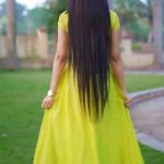 Saniya Shaikh Instagram - Hairs 💞 💫 𝐋𝐈𝐊𝐄, 𝐂𝐎𝐌𝐌𝐄𝐍𝐓𝐒, 𝐒𝐇𝐀𝐑𝐄 #sanulove#sanufam#viralvideos #fyp #viralpost #beauty #kerala #picoftheday #dance #art #cute #mumbai #funny #onlineshopping #foryoupage #comment #fashionblogger #youtube #meme #trendy #nature #tamil #lifestyle #life #photoshoot #reelsinstagram #new #longhair #funnymemes #love