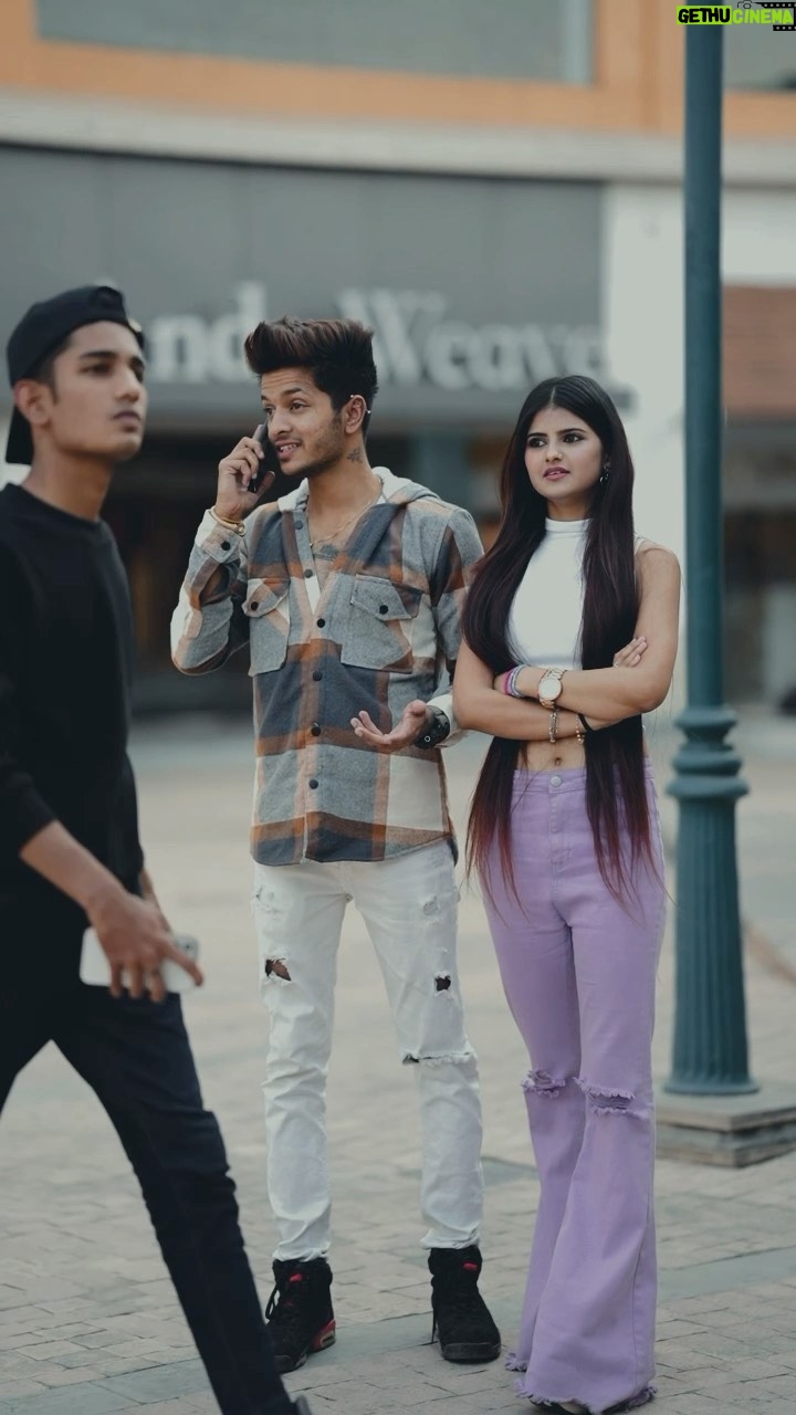 Saniya Shaikh Instagram - BTS On Youtube β€οΈ @xx_mr_swag_xx ππππ, ππππππππ, πππππ #sanulove#sanufam#viralvideos #couple #viralpost #beauty #kerala #picoftheday #dance #art #bestfriends #mumbai #funny #onlineshopping #foryoupage #couplevideos #fashionblogger #youtube #meme #trendy #nature #tagil #lifestyle #life #photoshoot #reelsinstagram #new #couplegoals #funnymemes #instafashion