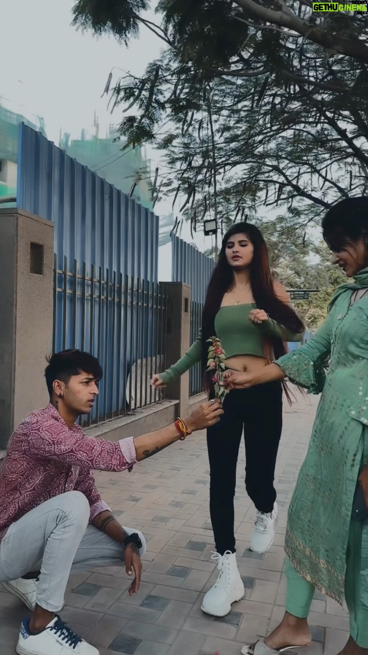 Saniya Shaikh Instagram - πβ @xx_mr_swag_xx @simranpathan__20 ππππ, ππππππππ, πππππ #sanulove#sanufam#viralvideos #couple #viralpost #beauty #kerala #picoftheday #dance #art #bestfriends #mumbai #funny #onlineshopping #foryoupage #couplevideos #fashionblogger #youtube #meme #trendy #nature #tagil #lifestyle #life #photoshoot #reelsinstagram #new #couplegoals #funnymemes #instafashion