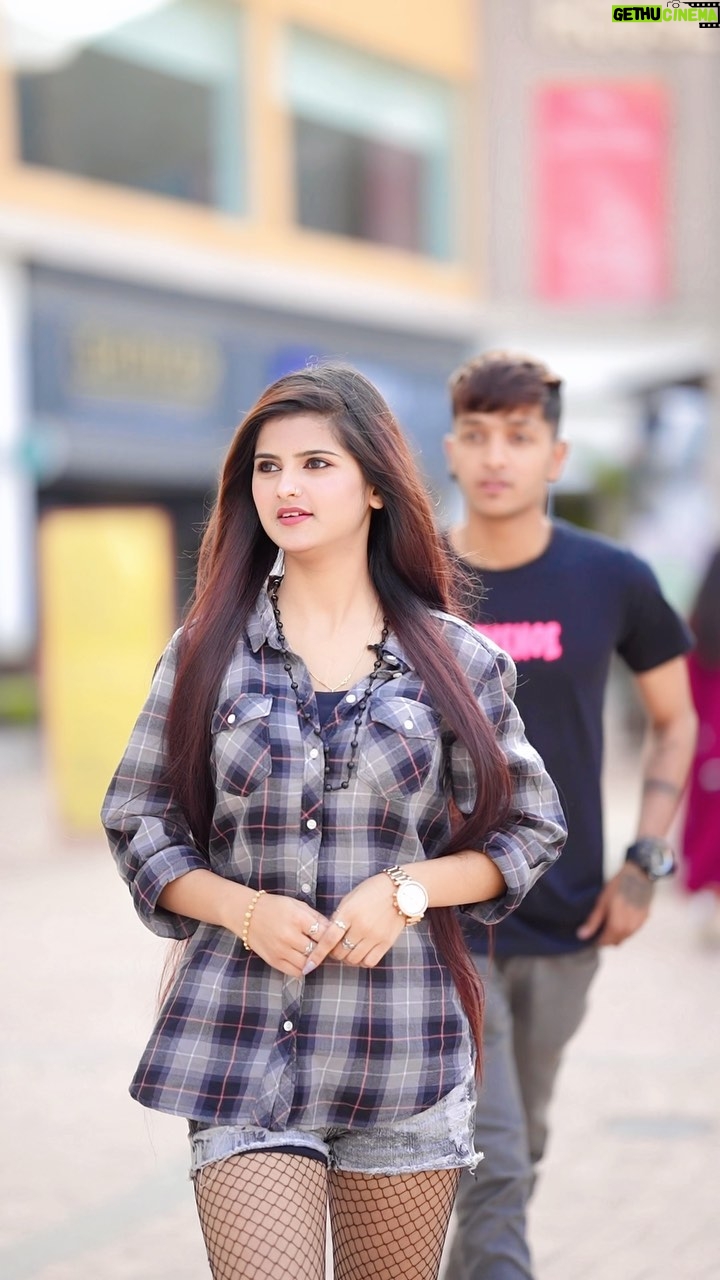 Saniya Shaikh Instagram - Hum tere ho gaye β€οΈ @xx_mr_swag_xx @simranpathan__20 ππππ, ππππππππ, πππππ #sanulove#sanufam#viralvideos #fyp #viralpost #beauty #kerala #picoftheday #dance #art #cute #mumbai #funny #onlineshopping #foryoupage #comment #fashionblogger #youtube #meme #trendy #nature #tamil #lifestyle #life #photoshoot #reelsinstagram #new #motivation #funnymemes #instafashion