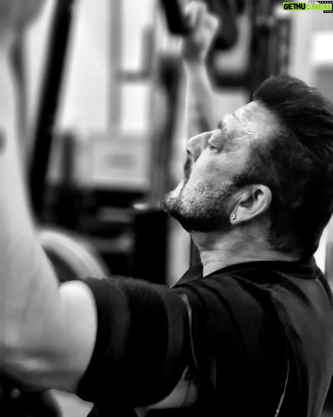 Sanjay Dutt Instagram - Harness your power! Exceed your expectations, because age is just a number 🤜🏻 #duttstheway
