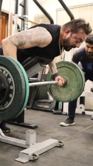 Sanjay Dutt Instagram - Stronger every day 💪🏻
#DuttsTheWay