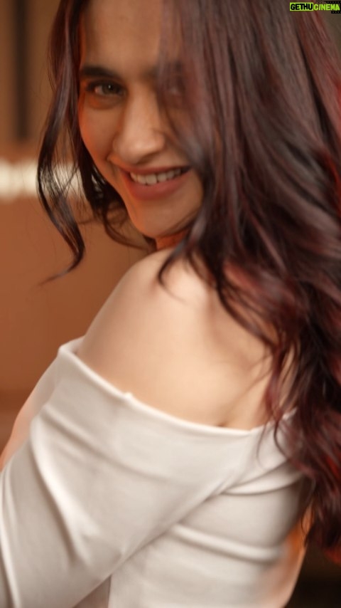 Sanjeeda Sheikh Instagram - #AD Celebrating this women’s day being my bolder version and stepping into the trending hair colour with my red hair era inspired by @nehasharmaofficial 🥰 I visited @geetanjalisalon for my most awaited hair color transformation with @lorealpro_education_india and I am absolutely loving the results. My hairdresser did his magic and got me the hair colour exactly like I wanted 🫶 Go Red this season & book your appointment today at the nearest L’Oreal Professionnel salon! #LorealProIndia #LorealProfIndia #haircolor #LorealProInReds #LProReds #GoRed #iNOAReds #ShadesOfRed #WomensDay #WomensDay2024 #WomenOfPowerGoRed @lorealpro_education_india @lorealpro @geetanjalisalon @israni.Sumit #geetanjalisalonmumbai #bandraedition