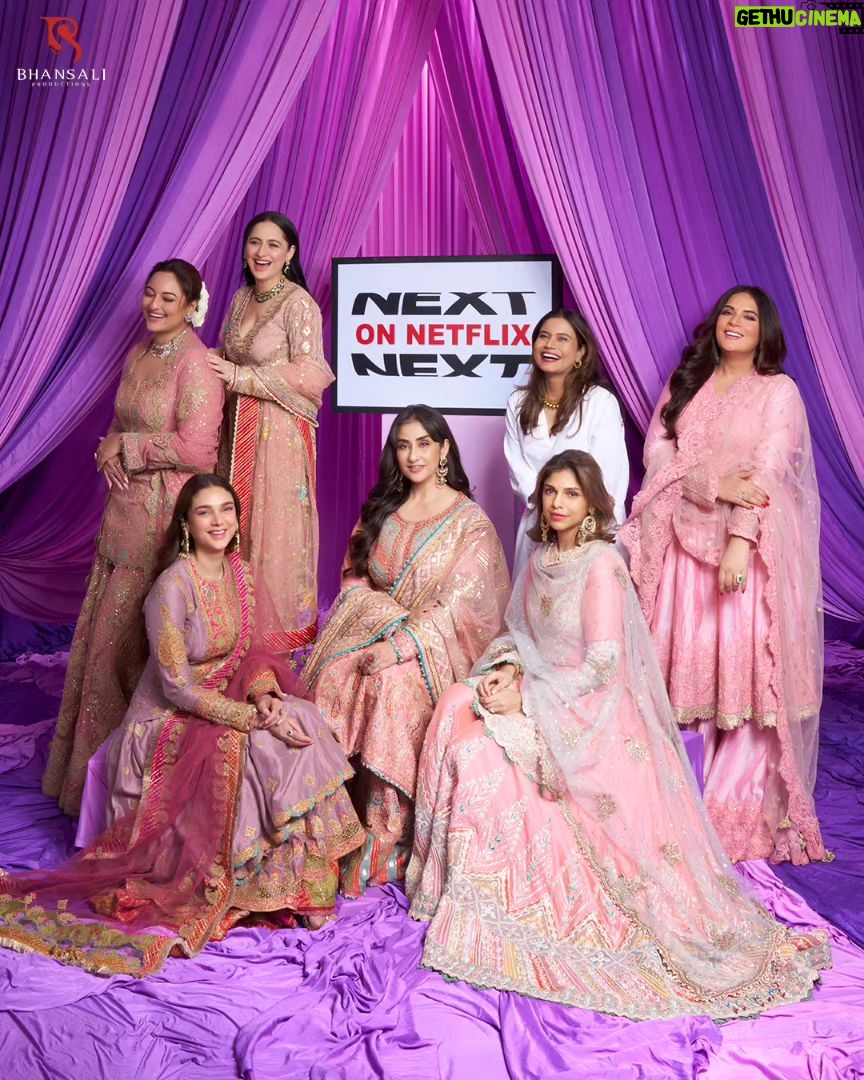 Sanjeeda Sheikh Instagram - The artistry of Sanjay Leela Bhansali shines once again ⨠Are you ready to be dazzled? š Heeramandi: The Diamond Bazaar is coming soon, only on Netflix! #SanjayLeelaBhansali @bhansaliproductions @prerna_singh6 @m_koirala @aslisona @aditiraohydari @sharminsegal @therichachadha @netflix_in