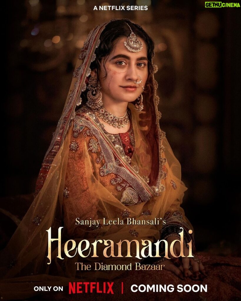 Sanjeeda Sheikh Instagram - While they struggle for love and freedom, she yearns for something totally different- POWER Introducing @iamsanjeeda as Waheeda. Heeramandi: The Diamond Bazaar is coming soon, only on Netflix! #Heeramandi #HeeramandiOnNetflix #NextOnNetflixIndia #SanjayLeelaBhansali @bhansaliproductions @prerna_singh6 @m_koirala @aslisona @aditiraohydari @sharminsegal @therichachadha @sudeepchatterjee.isc @limaye.mahesh @rimpleandharpreet @junglijay @ashhna.srrivastava @arvigill @mitaksharakumar @snehil.dixit.mehra @vibhupuri @ashishpatil_the_lavniking @ragul_dharuman @subratachakraborty706 @amitsray @sanal.george @moinbeg @preetisheel @chandrakant_sonawane @shreyaspuranikofficial @shriparamanijewels @iamkrutimahesh @divynidhisharma @huentsang @shrutimahajancasting