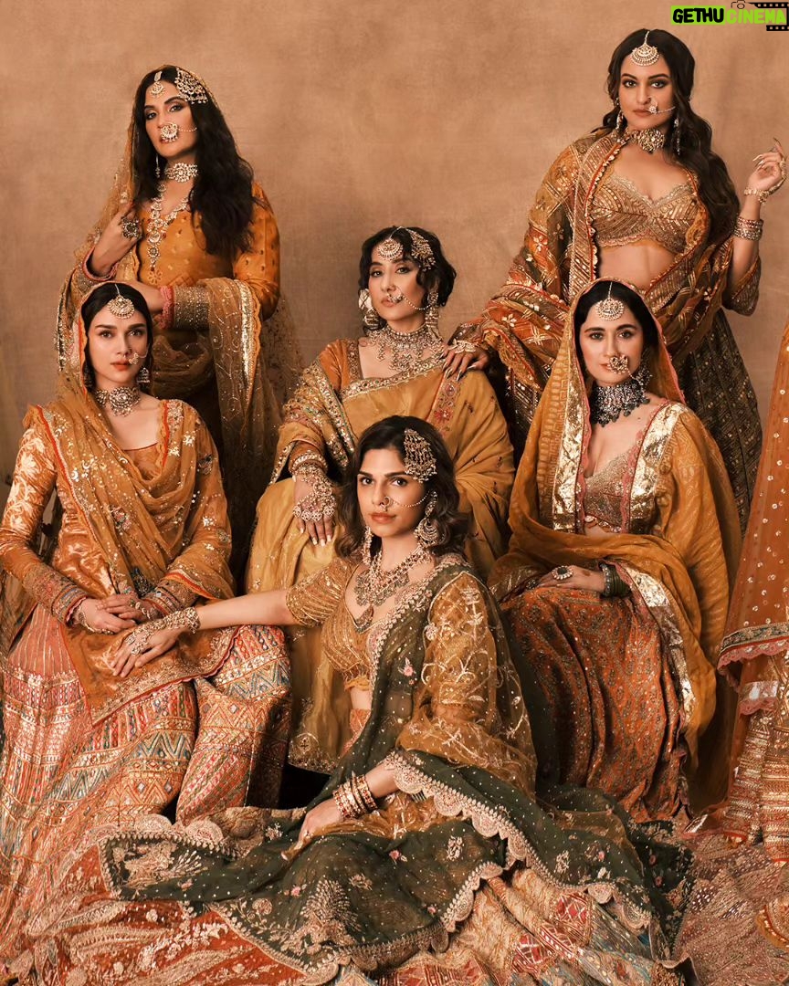 Sanjeeda Sheikh Instagram - Bringing in Basant across the globe, with the diamonds of Heeramandi and Miss World 2024 💛 #SakalBan🌼 SONG OUT NOW from #HEERAMANDI - Link in Bio Heeramandi: The Diamond Bazaar is coming soon, only on Netflix! #HeeramandiOnNetflix #SanjayLeelaBhansali @bhansaliproductions @prerna_singh6 @m_koirala @aslisona @aditiraohydari @sharminsegal @therichachadha #AmirKhusro @imrajahasan @rimpleandharpreet @shriparamanijewels @tanaya_paradkar @netflix_in