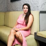 Sanjjanaa Instagram - Mesmerising Outfit by @laxmikrishnaofficial , @laxmikrishnalabel , Make up partners @official_dermacol_india Flawless Jewellry partner @jewelerybysusmitha A lot of people body shame women when they go through the transformation of motherhood and gain weight. This happens a lot in the actress segment because the world expects them to have a certain waistline and be a certain size. But I just laugh it off like a breeze of air. Yes, I hear that a lot, "Oh, your body used to be so wow earlier." Let me tell you “ I am so enjoying the Voluptuous curvaceous body that I flaunt in great confidence ❤️” Why do we have to be a certain type to impress someone? Also, I would like to tell those people to please focus on improving themselves in there personal flaunts best known to them in their own personal lives and learn to “ live & let live “ Also, in my vision, I believe that one has no right to intrude and comment on another's personal life or personal decisions. I just get up from a table and walk off if I see people indulging in gossip or talking negatively about anyone else. I feel that if they can talk to you about someone else, once you leave the table they will definitely b#%c^ about you also on any given occasion. In short, I hate indulging with people who have a muscle-less tongue. Life is very short, let’s live it with the best people ever , the way we want to live it. Do let me know in comments what you think of my thoughts ❤️ Karnataka, Bangalore